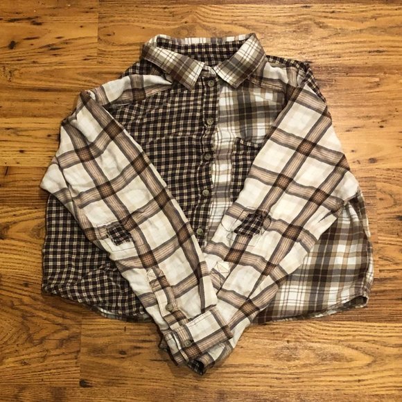 Cropped Flannel (Stitched) - Picture 1 of 4